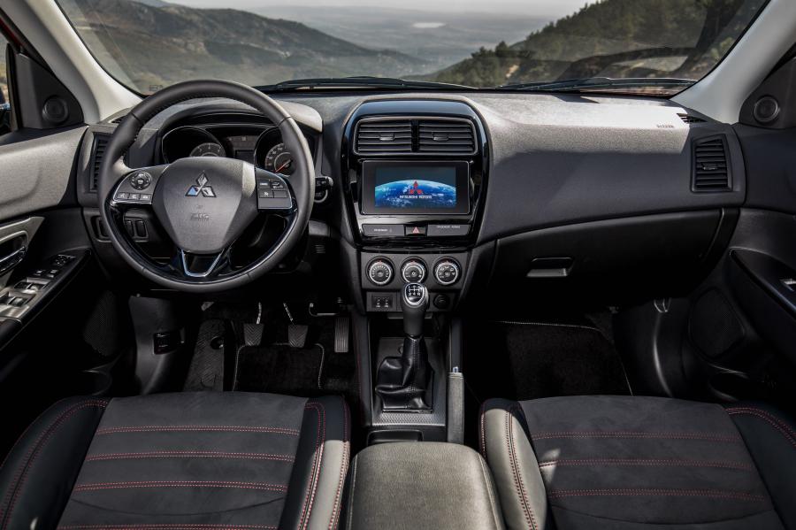 Торпедо Mitsubishi ASX 2017 года  (WW) (фото 15 из 41)
